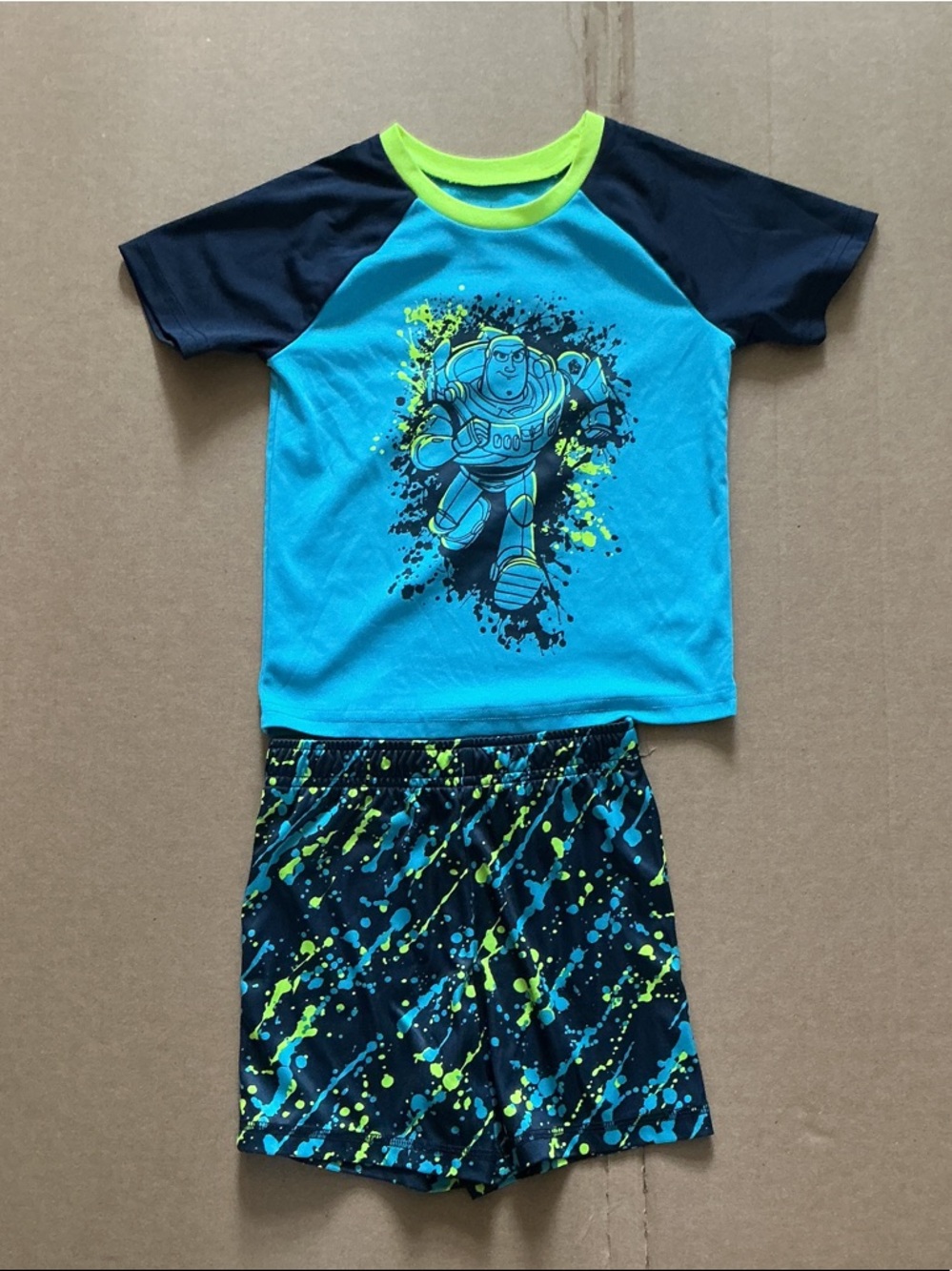 Disney Boys Buzz Lightyear Shirt and Shorts 3T